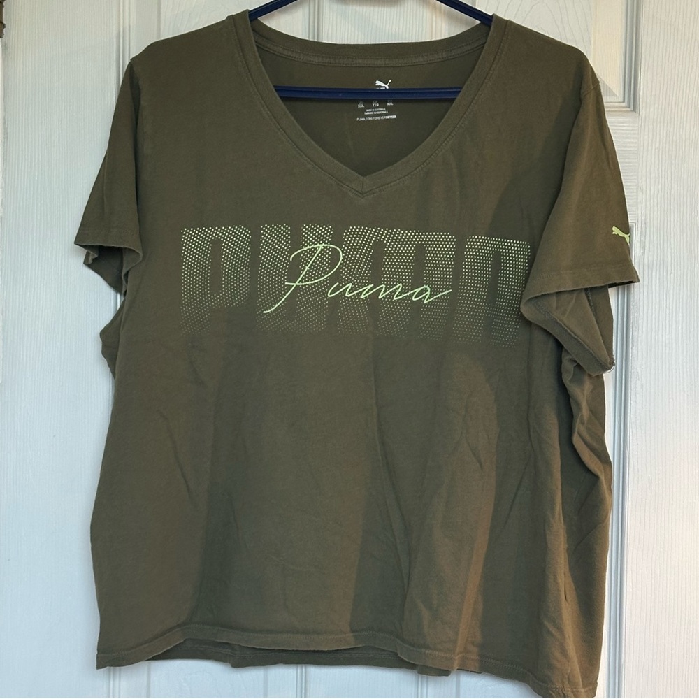 Puma Women's XXL Olive V-Neck Logo Tee
